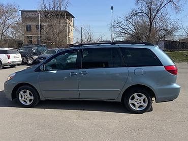 семейный авто: Toyota Sienna: 2004 г., 3.3 л, Автомат, Бензин, Минивэн — 3