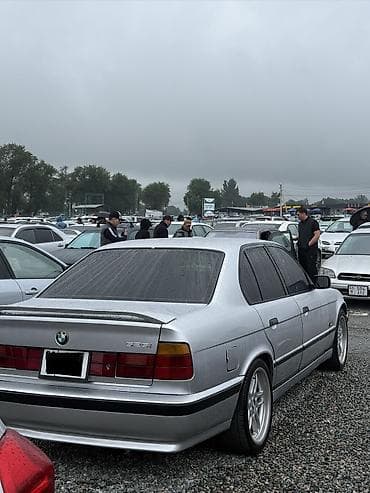 BMW 5 series: 1992 г., 2.8 л, Механика, Бензин, Седан