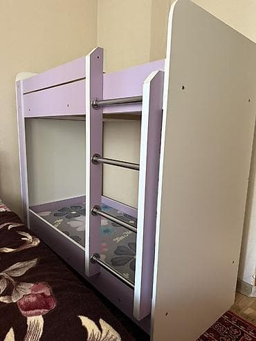мама дочка: Детская двухъярусная кровать-компакт - Конструкция: два спальных — 2