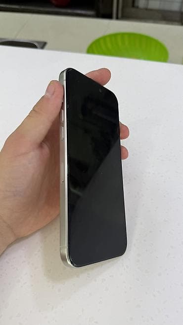 Техника жана электроника: IPhone 15 Pro Max, Жаңы, 256 ГБ, White Titanium, Коргоочу айнек, Каптама, 88 % — 1