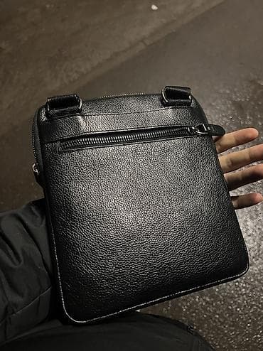 Шарфы, палантины: Сумка-планшет мужская, вертикальная, черная - Материал: фактурная — 3