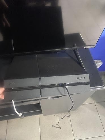 xbox 360 e цена: Продаю Игровой комплект: телевизор Samsung + консоль Sony — 1