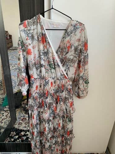 Киреге берилүүчү кийимдер: Продаю б/у вещи сом срочно — 5