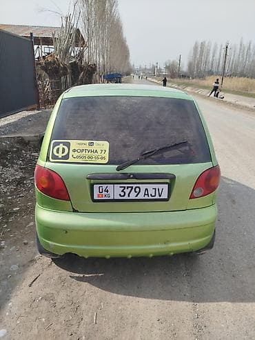 планшет ноутбук 2 в 1: Автомагнитола ERGO с большим сенсорным экраном - Форм‑фактор — 5