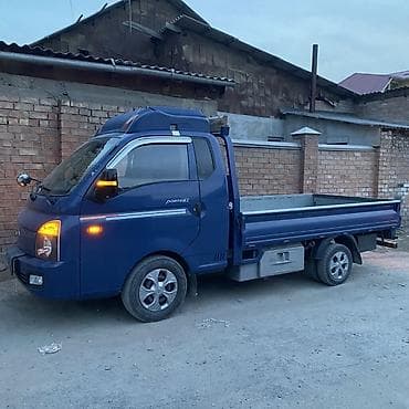 b class: Легкий грузовик, Hyundai, Стандарт — 2