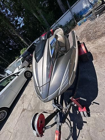 купить надувную лодку: Гидроцикл Yamaha WaveRunner (High Output) - Бренд/линейка: Yamaha — 5
