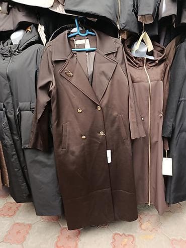 Женское пальто классического кроя - Длина миди/макси - Двубортная