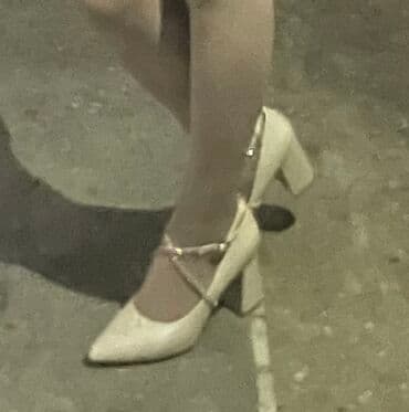 туфли беж цвет: СРОЧНО ПРОДАЕТСЯ КАБЛУК Примерно 7 см Носила только 1 раз В новом — 2