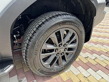 Продажа авто: Toyota Land Cruiser Prado: 2026 г., 2.4 л, Бензин, Внедорожник — 7