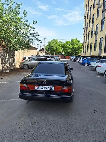 мерс 124 волчок: Mercedes-Benz W124: 1993 г., 2 л, Механика, Бензин, Седан — 4
