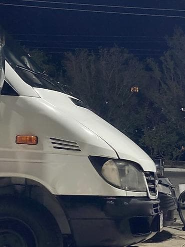 tayota progres: Легкий грузовик, Mercedes-Benz — 4