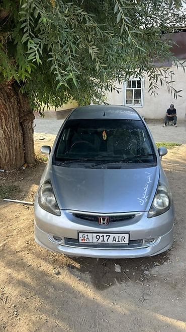 Honda Fit: 2002 г., 1.3 л, Вариатор, Бензин, Хэтчбэк