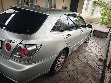 Toyota Altezza: 2003 г., 2 л, Автомат, Бензин, Универсал — 4
