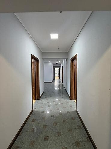 английский квартал бишкек: Аренда офисов, 200 м², В жилом комплексе, 1 линия, С отдельной кухней, С отдельным входом — 4