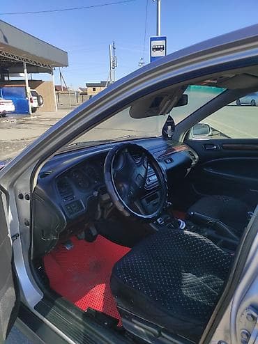 9 ка: Honda Accord: 2003 г., Бензин, Седан — 5