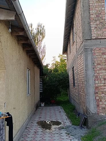 купольный дом под ключ цена: Участок 8 соток в селе Пригородное, рядом с городом. На территории два — 10