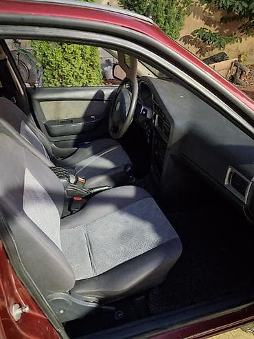 Транспорт: Daewoo Nexia: 2011 г., 1.5 л, Механика, Бензин, Седан — 6