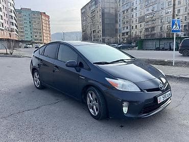 авто пуск: Toyota Prius: 2015 г., 1.8 л, Вариатор, Гибрид, Хэтчбэк — 7