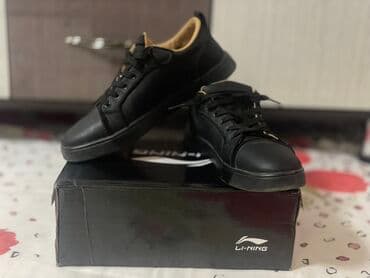 кеды найк: Мужские кроссовки, 42.5, Christian Louboutin, Б/у, цвет - Черный — 1