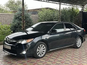 Toyota Camry: 2013 г., 2.5 л, Автомат, Гибрид, Седан — 2