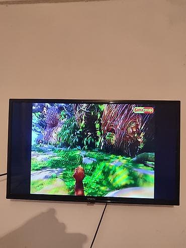 studio display: Телевизор VASIN, диагональ экрана около 32–40". Плоская панель, тонкие — 2