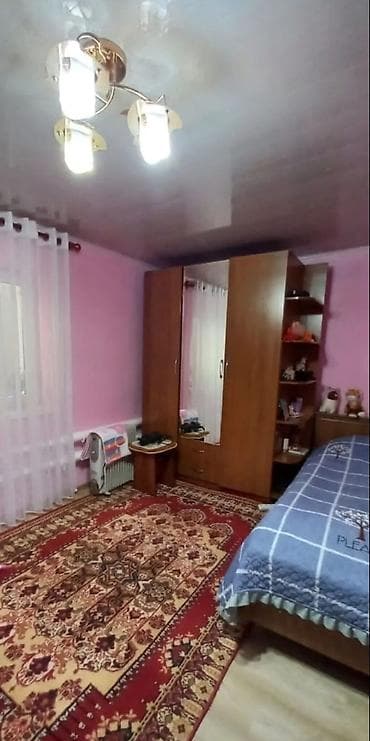 Коммерческая недвижимость: Продаётся уютный дом в районе Карагачёвой рощи Общая площадь 80м² Две — 6