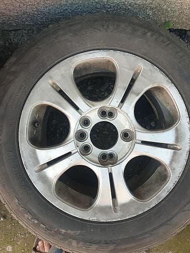 гак айон с: Колеса в сборе 215 / 65 / R 15, Комплект, Литые, отверстий - 4 — 1