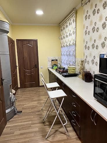 Үйлөр: Продам уютную дачу в горах в 30 км от города (по дороге на — 8