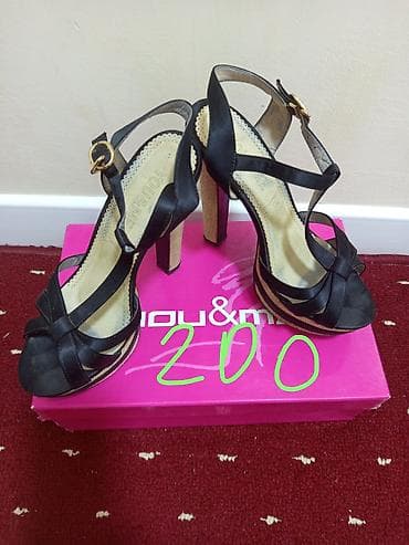 обувь на платформе: Женская обувь на высоком каблуке — два варианта. 1) Ботильоны на — 4