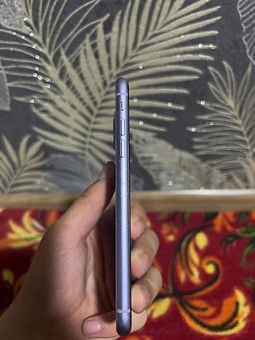 iphone 10r: IPhone 11, Б/у, 64 ГБ, Чехол, 77 % — 5