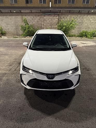 corolla s: Toyota Corolla: 2023 г., 1.8 л, Вариатор, Гибрид — 2