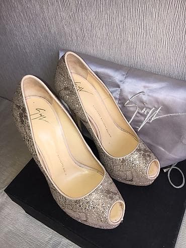 Ботинки и ботильоны: Туфли, 37, 37.5, Stuart Weitzman, Новый, цвет - Бежевый, Самовывоз, Платная доставка — 3