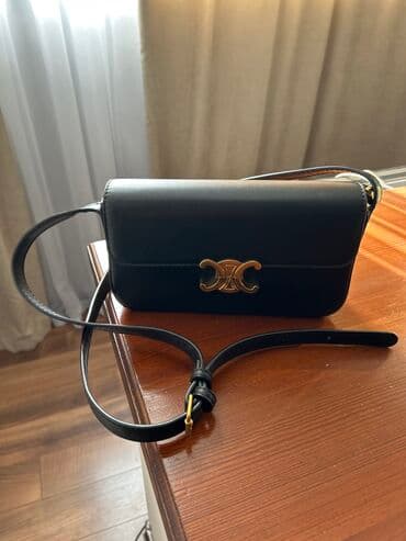 Клатч, Материал: Искусственная кожа, Женские, Новый at lalafo.kg Клатч, Материал: Искусственная кожа, Женские, Новый