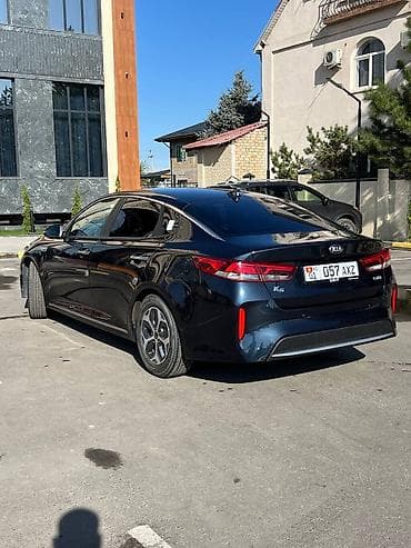Продажа авто: Kia K5: 2019 г., 2 л, Автомат, Бензин, Седан — 2