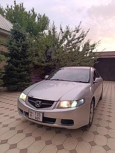 Honda Accord: 2004 г., 2 л, Автомат, Бензин, Седан — 8