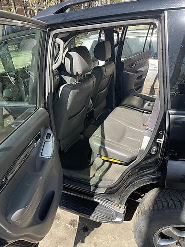 машины с российскими номерами: Toyota Land Cruiser Prado: 2007 г., 4 л, Автомат, Бензин, Внедорожник — 5