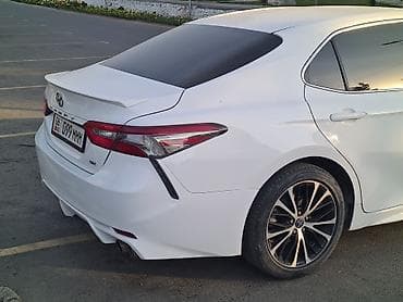 smart money: Toyota Camry: 2018 г., 2.5 л, Автомат, Бензин, Седан — 4