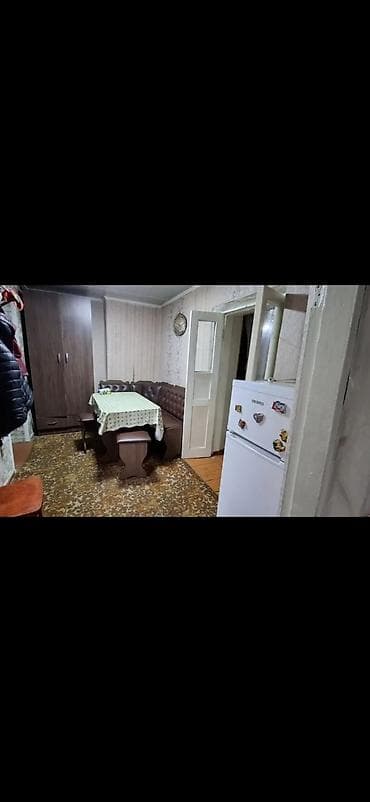 снять комнату в бишкеке: 60 м², 3 комнаты, Забор, огорожен — 3