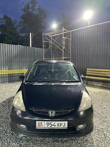 жабра бампер на хонда фит: Honda Fit: 2002 г., 1.3 л, Вариатор, Бензин, Хэтчбэк — 3