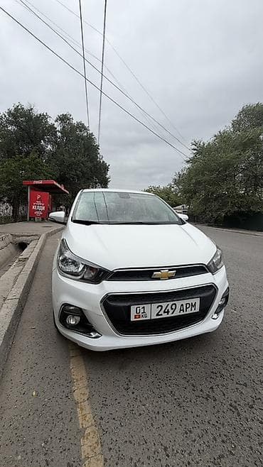 Chevrolet Spark: 2016 г., Бензин, Хэтчбэк