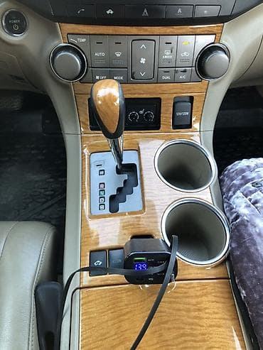 управляемая машина: Toyota Highlander: 2008 г., 3.3 л, Автомат, Гибрид, Кроссовер — 10