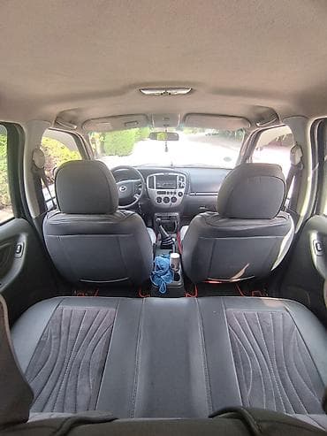 мазда трибють: Mazda Tribute: 2003 г., 2 л, Механика, Бензин, Кроссовер — 4