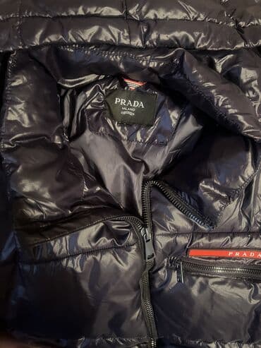 стильный бомбер: Пуховая куртка Prada Milano (линейка Prada Linea Rossa) Пишите — 2