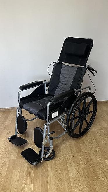 раскладные кушетки: Инвалидная коляска с функцией лежачего положения и санитарным узлом - — 2