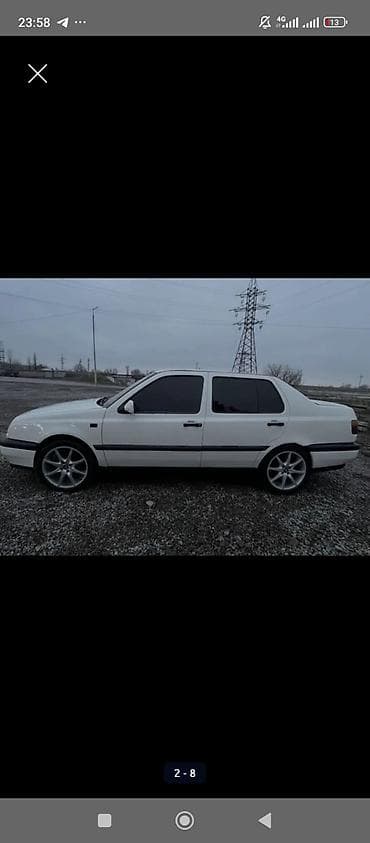 Продажа авто: Volkswagen Vento: 1994 г., 2 л, Механика, Бензин, Седан — 2