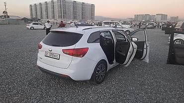 Kia Ceed: 2014 г., 1.6 л, Автомат, Бензин, Хэтчбэк — 6
