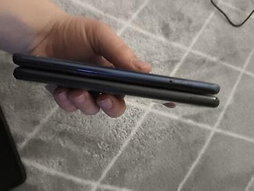 Мобильные телефоны: Три. смартфона Android 1) Samsung Galaxy A12 (черный) - Экран ~6.5" — 5