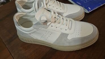 обувь больших размеров бишкек: Мужские кроссовки, 42, Salamander, Новый, цвет - Белый, Самовывоз — 4