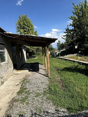 Кыймылсыз мүлк: 📌В селе Петровка продаётся дом на участке 27,5 соток, фактически чуть — 8