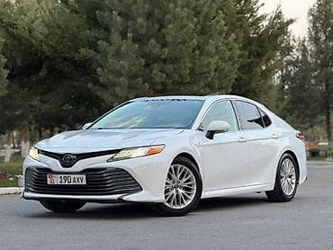 honda civic 2015: Toyota Camry: 2019 г., 2.5 л, Вариатор, Гибрид, Седан — 1